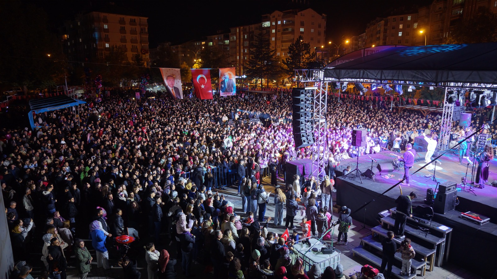 SEYDİŞEHİR’DE 29 EKİM CUMHURİYET BAYRAMI COŞKU İLE KUTLANDI