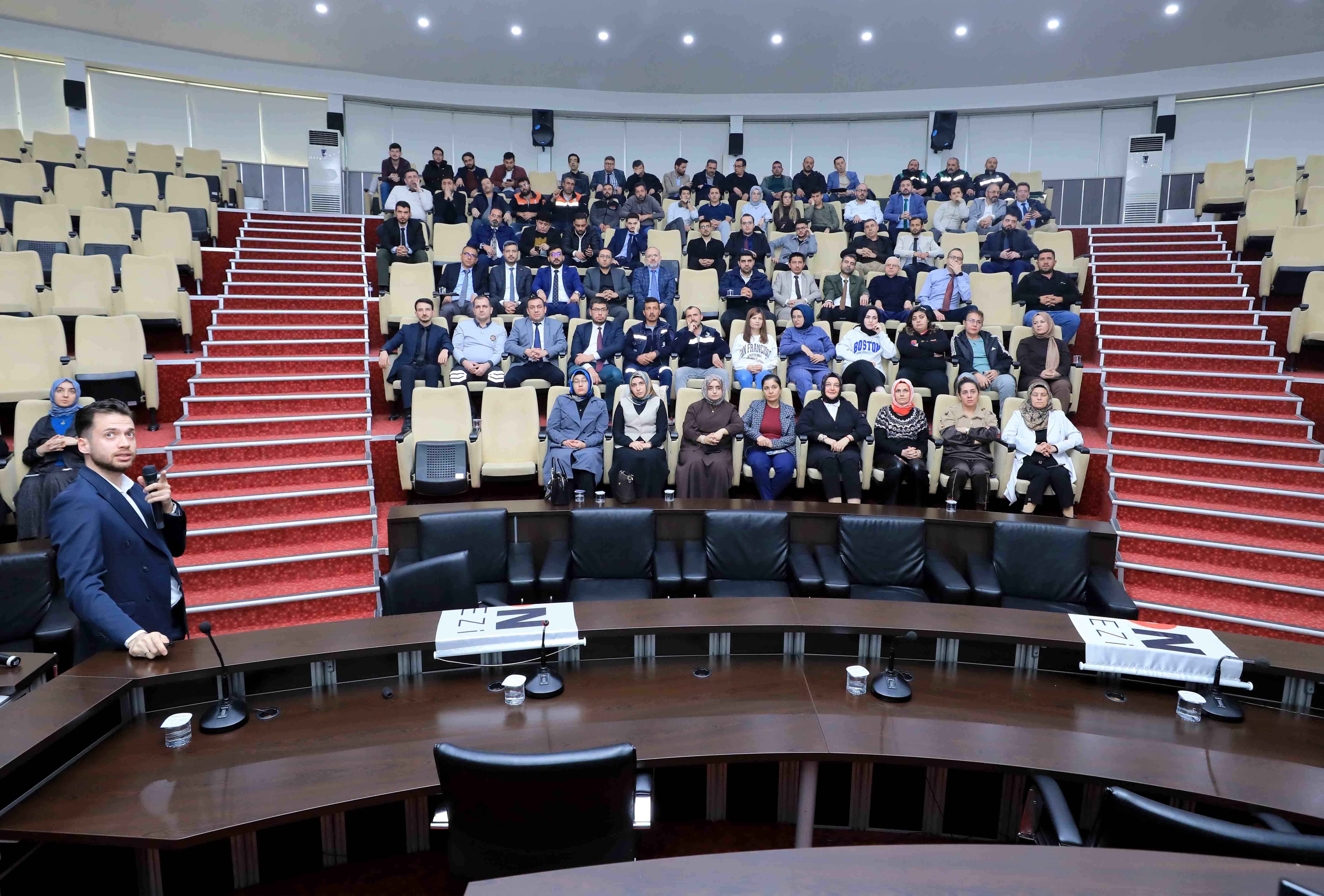 KARATAY BELEDİYESİNDEN PERSONELE ERGONOMİ VE HAREKET EĞİTİMİ