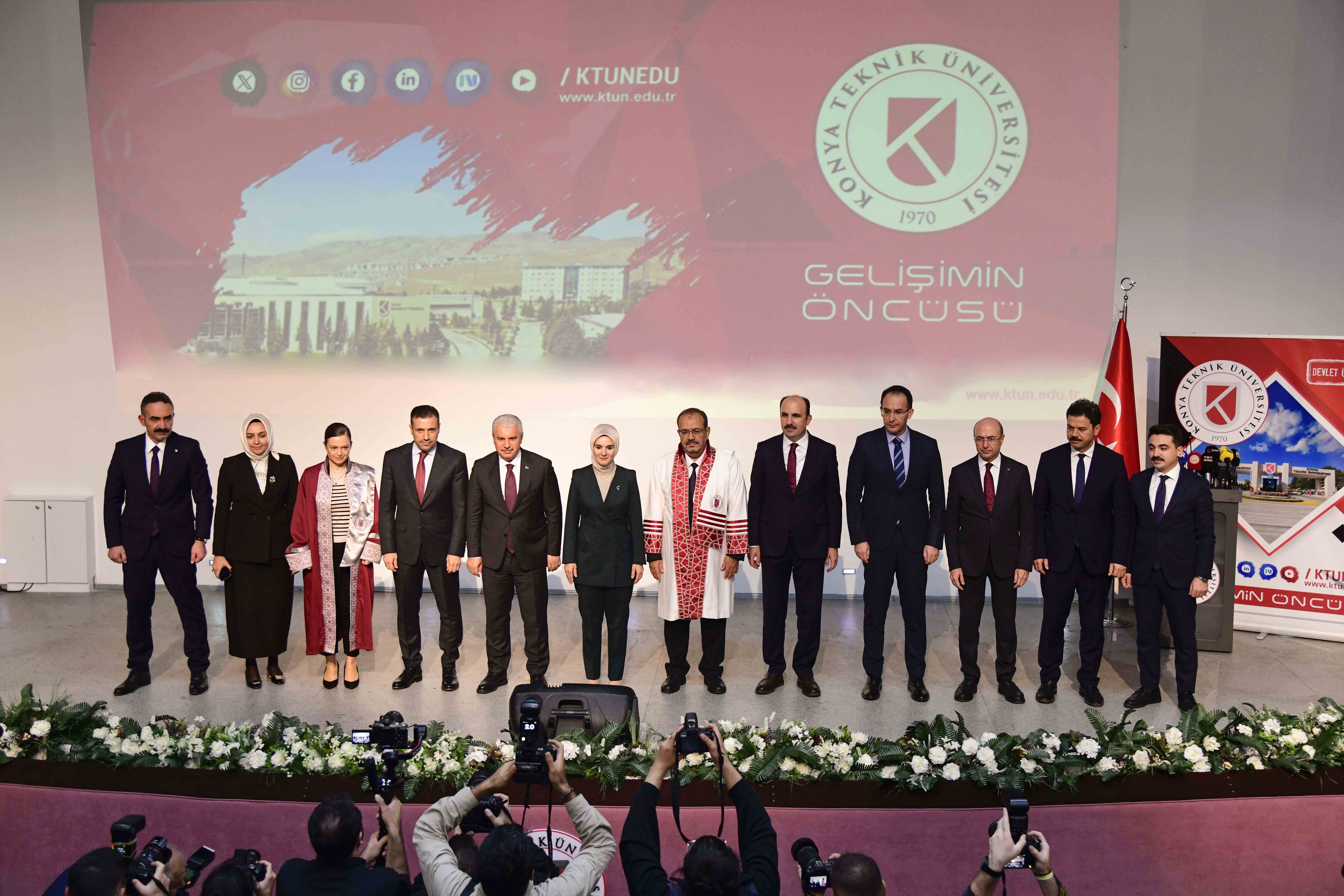 KONYA TEKNİK ÜNİVERSİTESİ’NDE 2025–2026 AKADEMİK YILI, BAKAN GÖKTAŞ’IN KATILIMIYLA AÇILDI