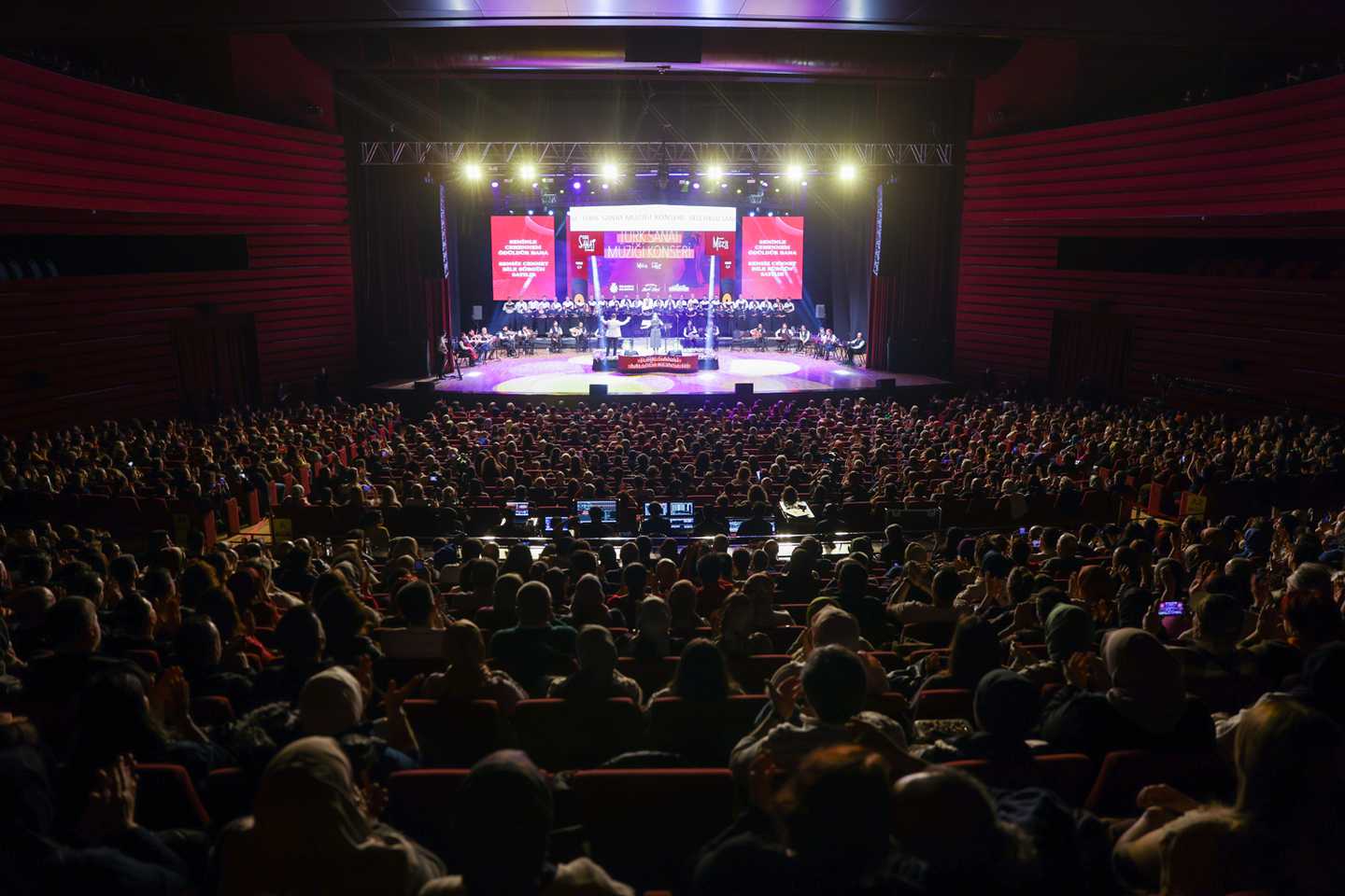 SELÇUKLU’DA KÜLTÜR SANAT RÜZGARI