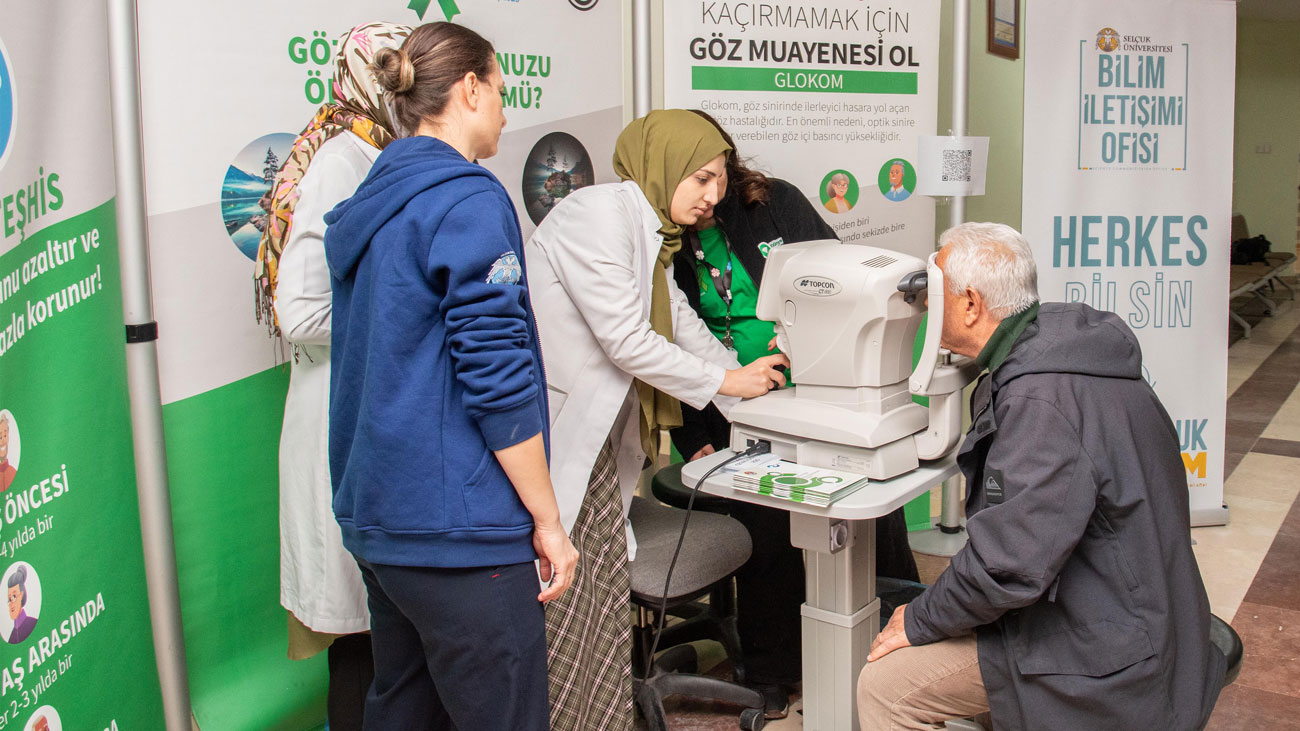 SELÇUK ÜNİVERSİTESİNDE KURULAN STANTTA 3 GÜN GÖZ TANSİYONU ÖLÇÜLECEK