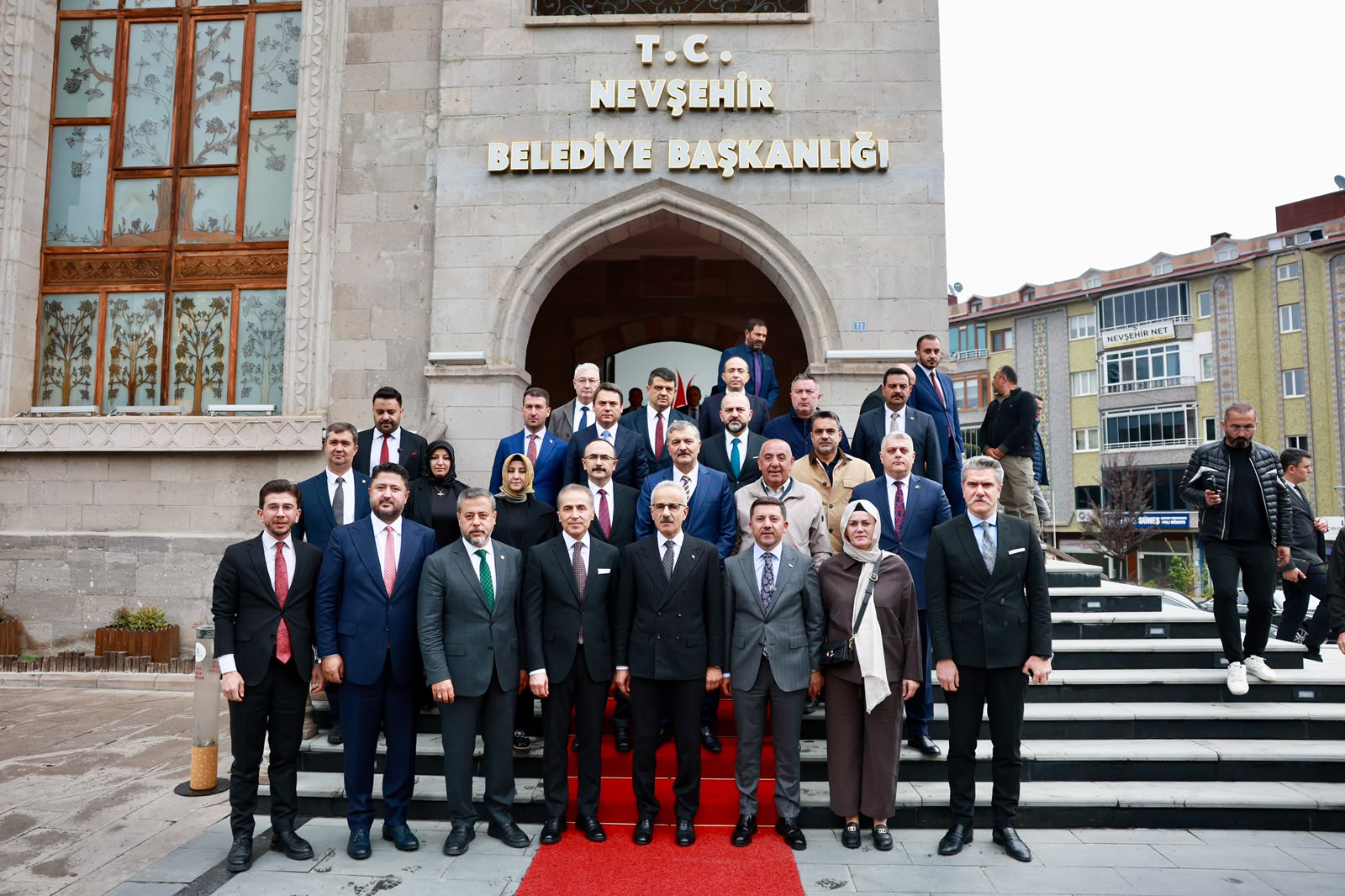 Ulaştırma Ve Altyapı Bakanı Uraloğlu’dan Başkan Arı’ya Ziyaret   