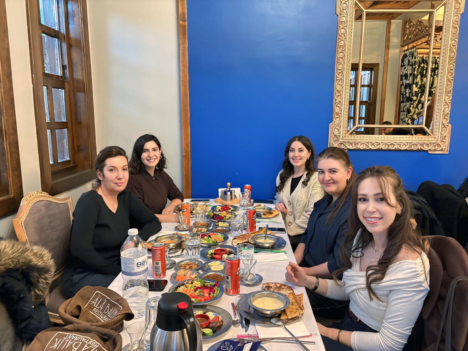 UZM. DR. EZGİ ULU EKİBİYLE İFTARDA BULUŞTU