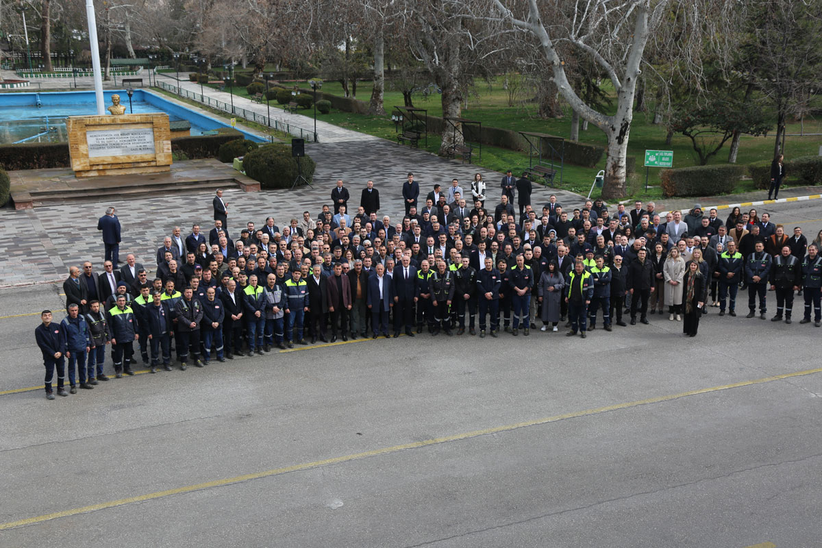 BAŞKAN ERKOYUNCU ÇALIŞANLARLA BAYRAMLAŞTI