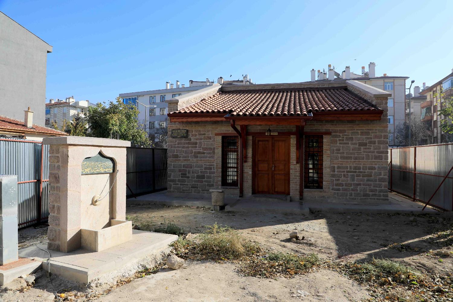 KARATAY BELEDİYESİ, BURHAN DEDE TÜRBESİ’NİN RESTORASYONUNU TAMAMLADI