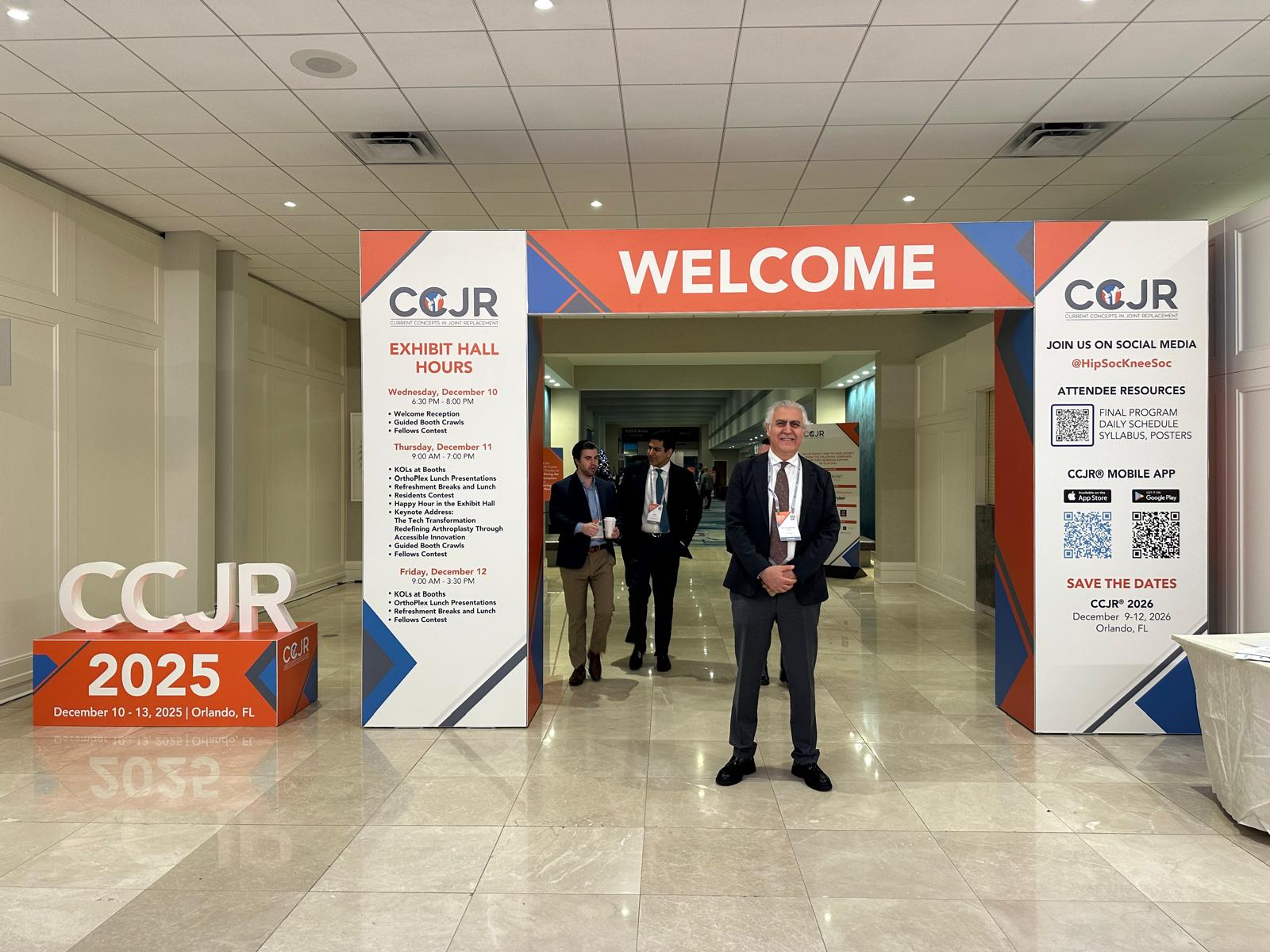 PROF. DR. MEHMET ARAZİ ABD’DE ORLANDO’DAKİ KALÇA VE DİZ PROTEZİ KONGRESİNE KATILDI