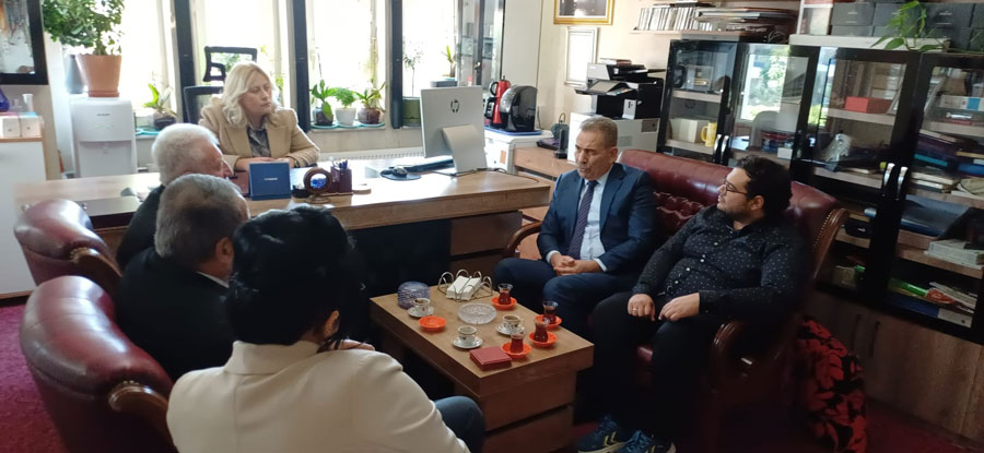 KAYMAKAM BAYRAM  YILMAZ’DAN ÖZEL ÇOCUKLARA ZİYARET