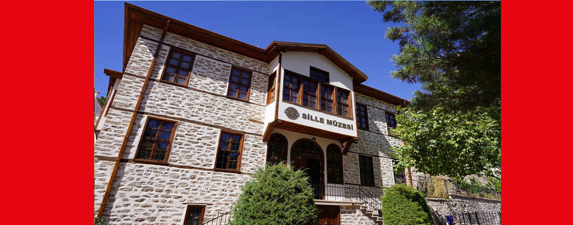 SİLLE MÜZESİ TARİHİ DOKUSUYLA ZİYARETÇİLERİNİ BÜYÜLEMEYE DEVAM EDİYOR