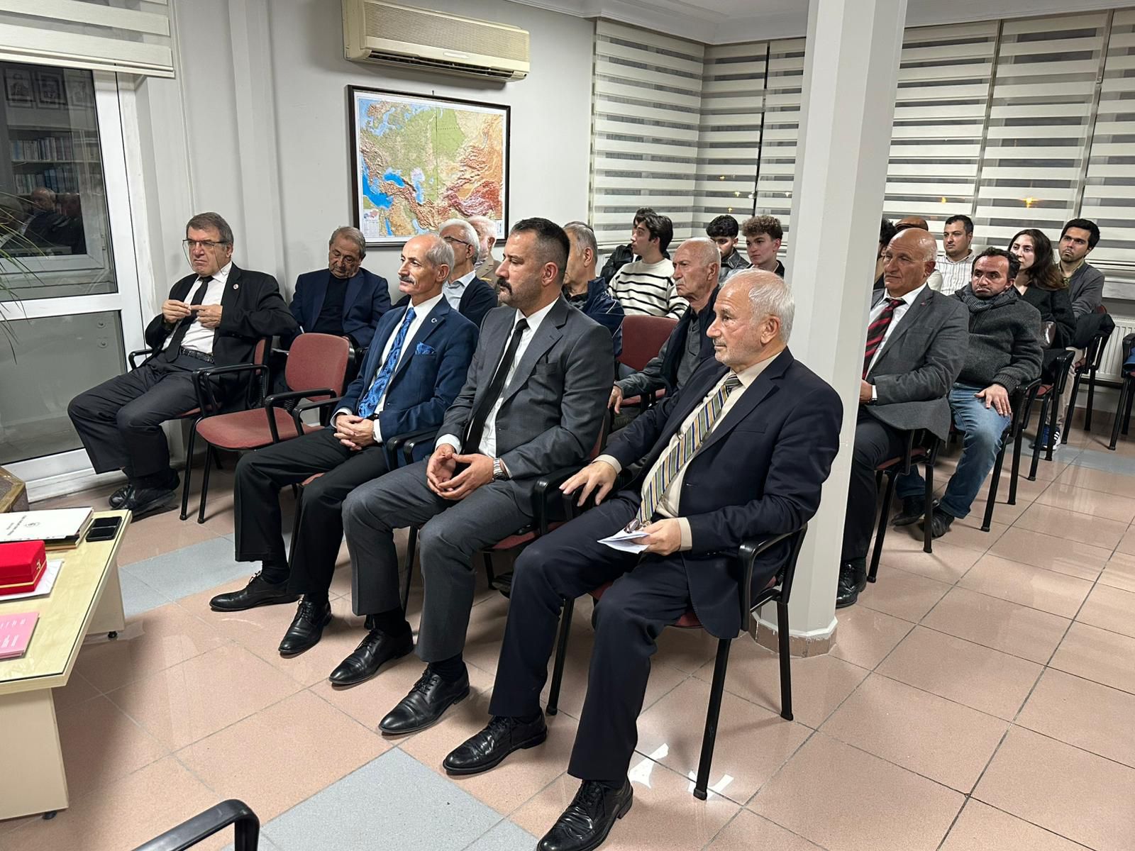 TÜRK OCAKLARI GENEL MERKEZİNDEN KONYALI İŞ ADAMI AHMET ATEŞ’E HİZMET VE TEŞEKKÜR ÖDÜLÜ VERİLDİ